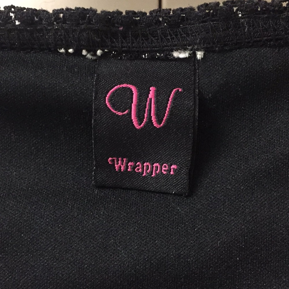 Wrapper Top - Picture 3 of 3